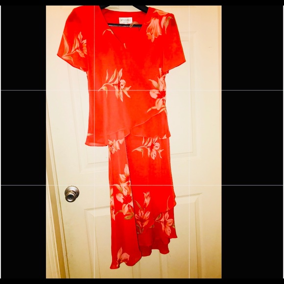 🔶 STUDIO I 2 Pc Women set, 10 P Used Sold as is. - Picture 8 of 8